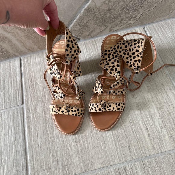 Leopard Print Strappy Sandals - Picture 1 of 2